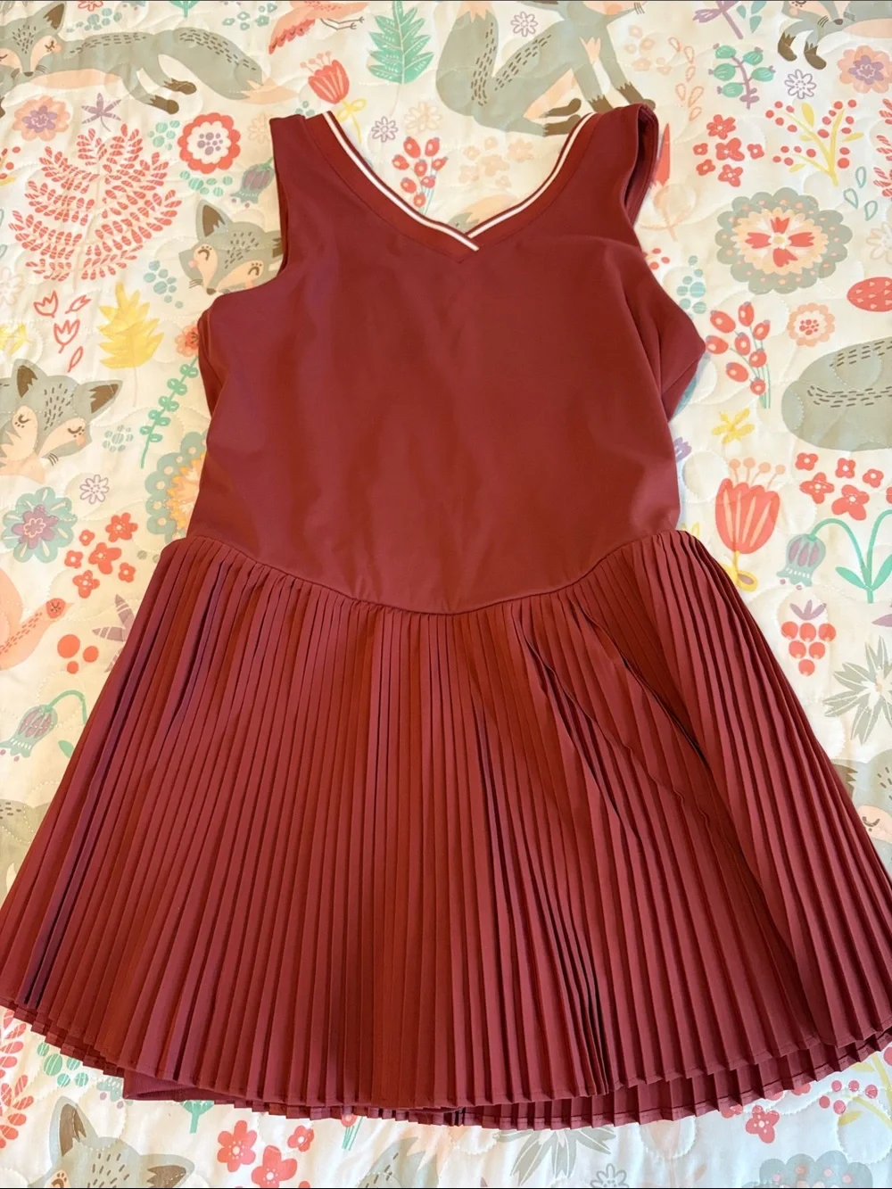 Old Navy Girls' Burgundy Pleated Athletic Dress
